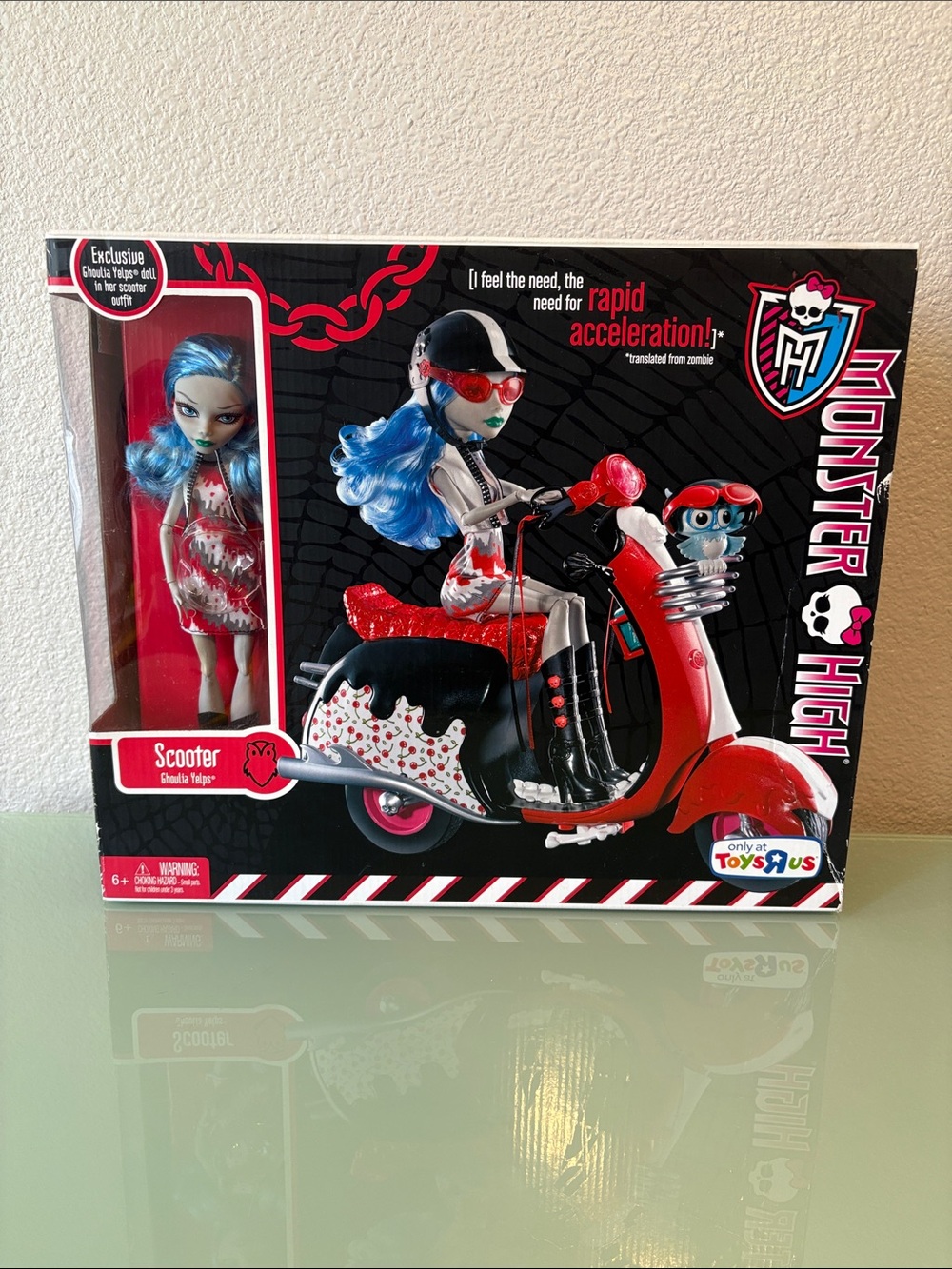 2011 Vintage Monster High Ghoulia Yelps Scooter Set - (Toys R Us exclusive)